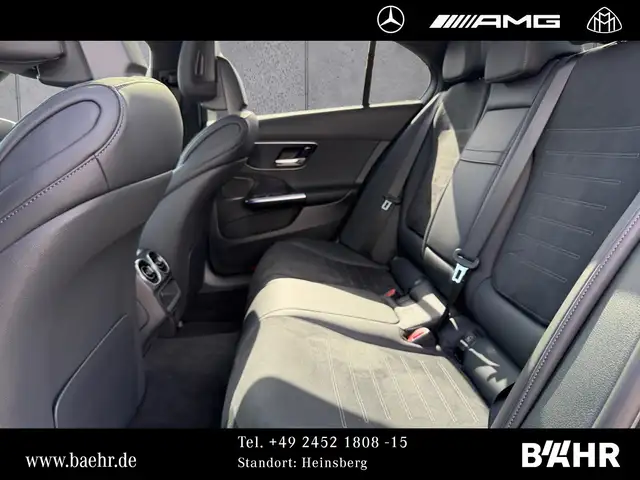Mercedes-Benz C-Class view 9
