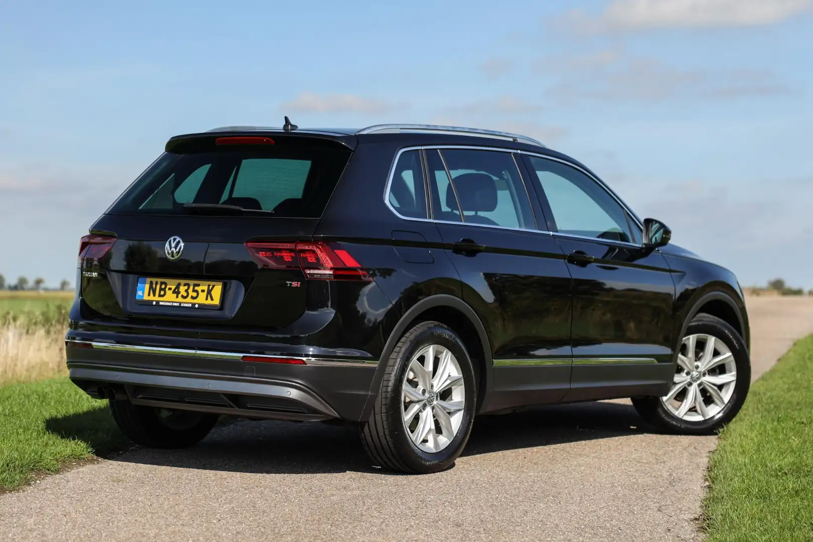 Volkswagen Tiguan 1.4 TSI 150 PK DSG Highline ✅ LED ✅ Virtual ✅ Trek Negro - 2