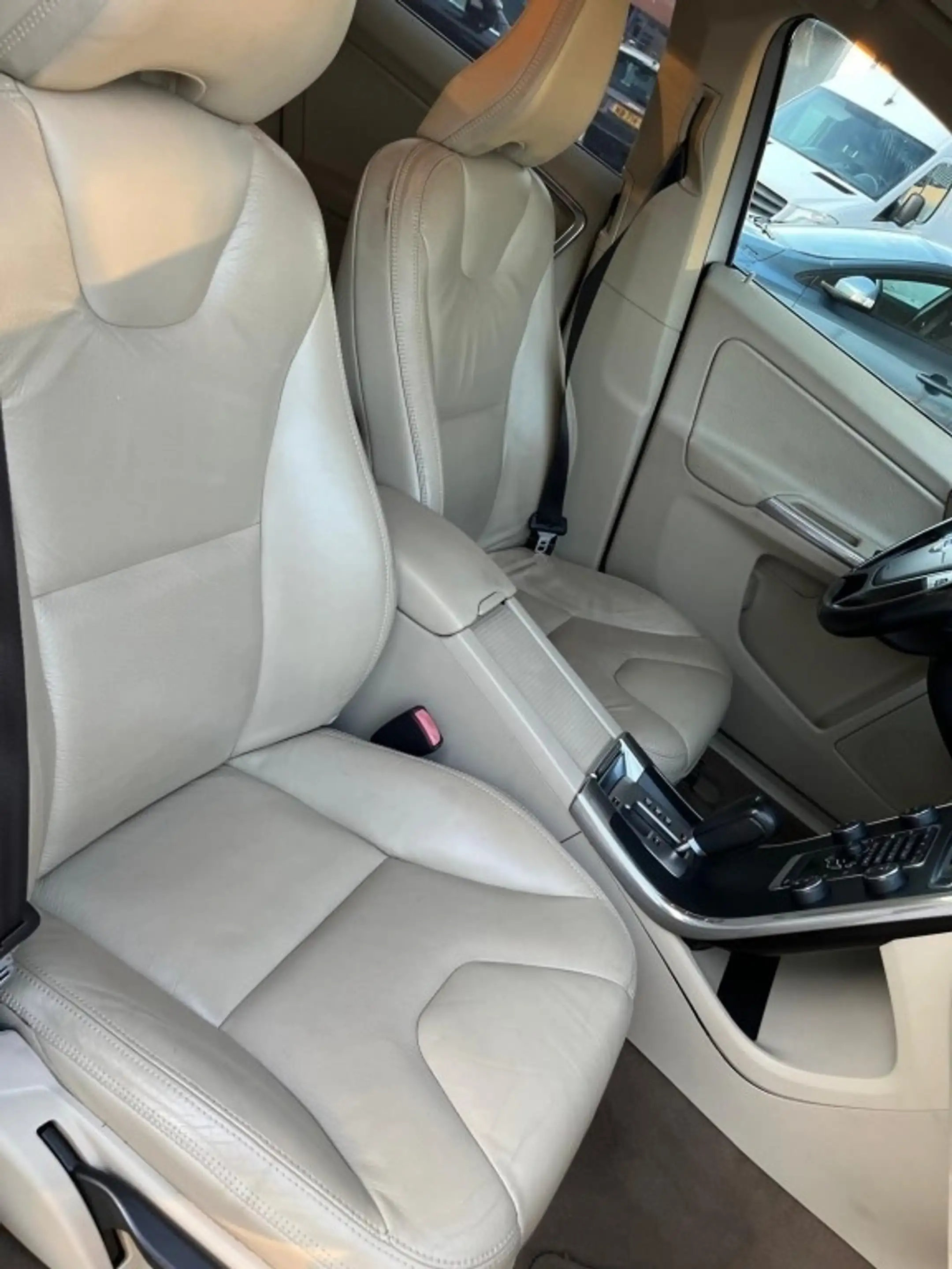 Volvo XC60 2.0T T5 Aut. 240PK Momentum Trekhaak/Bluethooth/St — photo 12