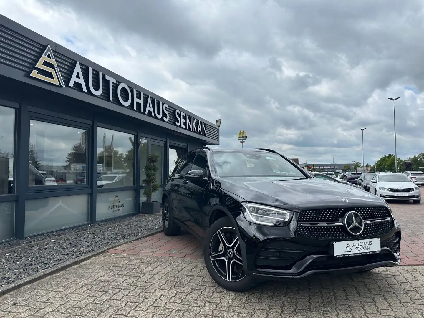 Mercedes-Benz GLC 300 d 4Matic AMG-LINE*R-CAM*AHK*VIRTUAL* Noir - 1