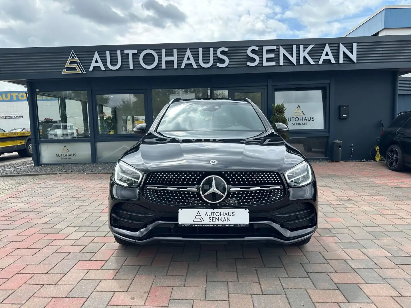 Mercedes-Benz GLC 300 d 4Matic AMG-LINE*R-CAM*AHK*VIRTUAL* Noir - 2