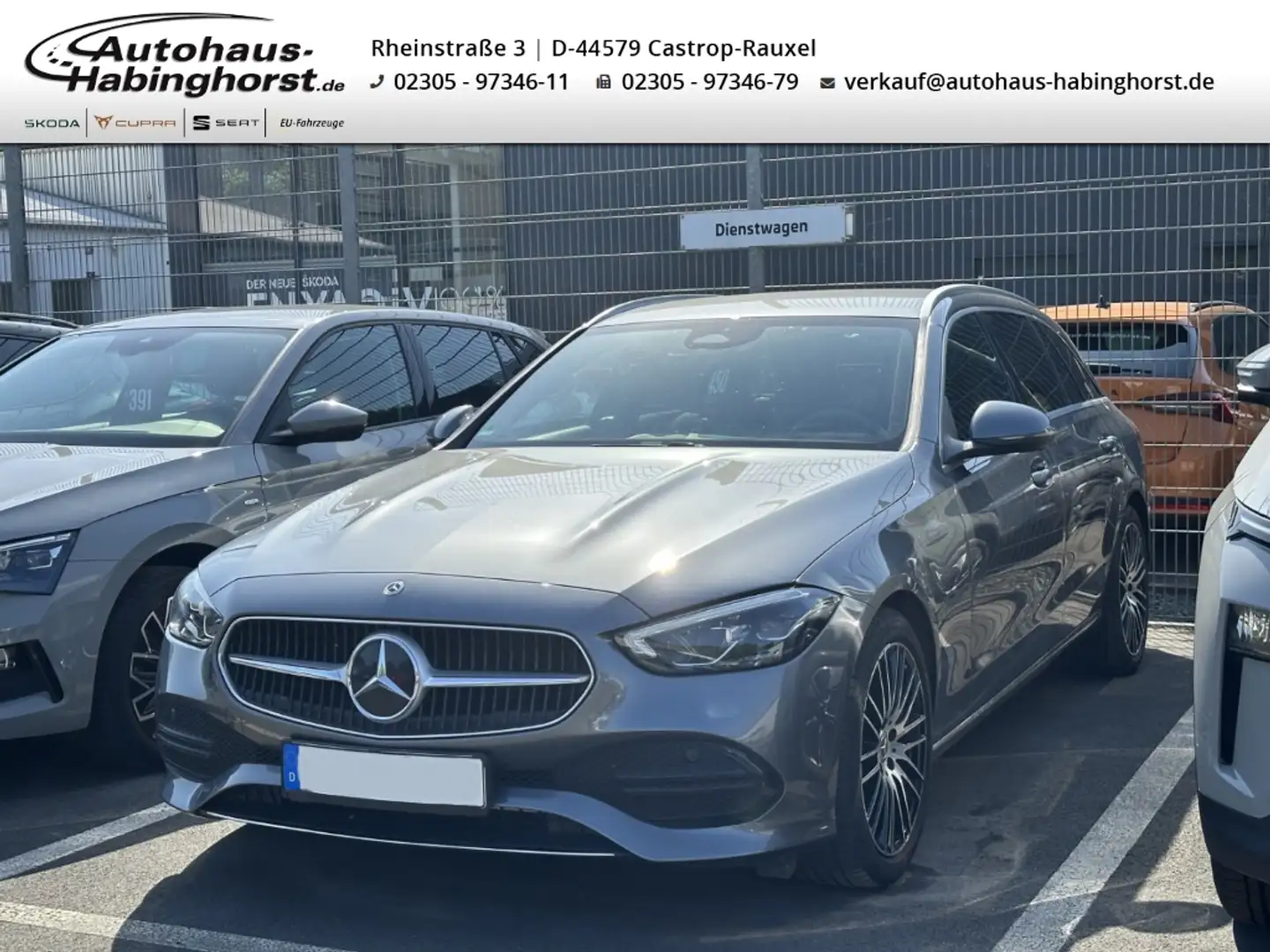 Mercedes-Benz C 200 T-Modell Automatik Avantgarde Navi AHK LED Grau - 1