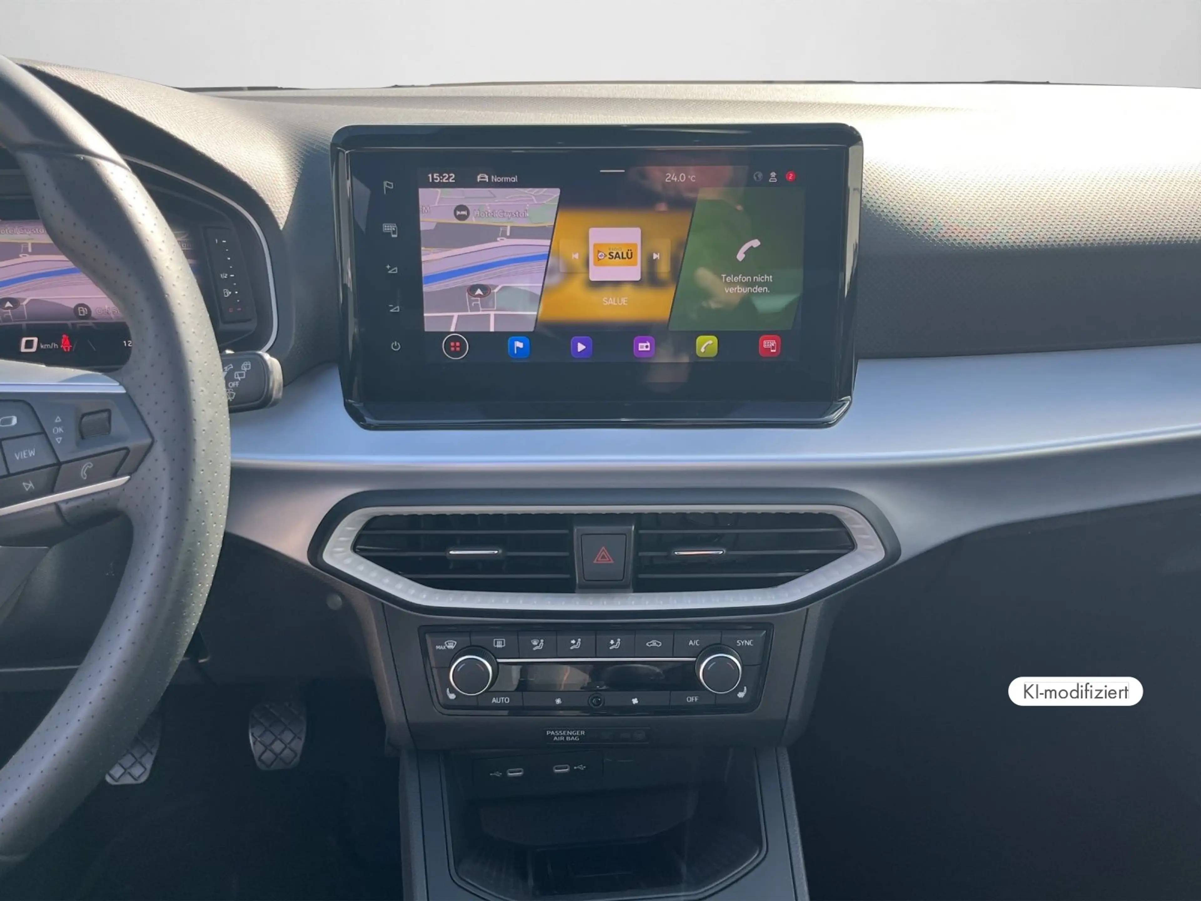 SEAT Ibiza FR 1.0 TSI — photo 11