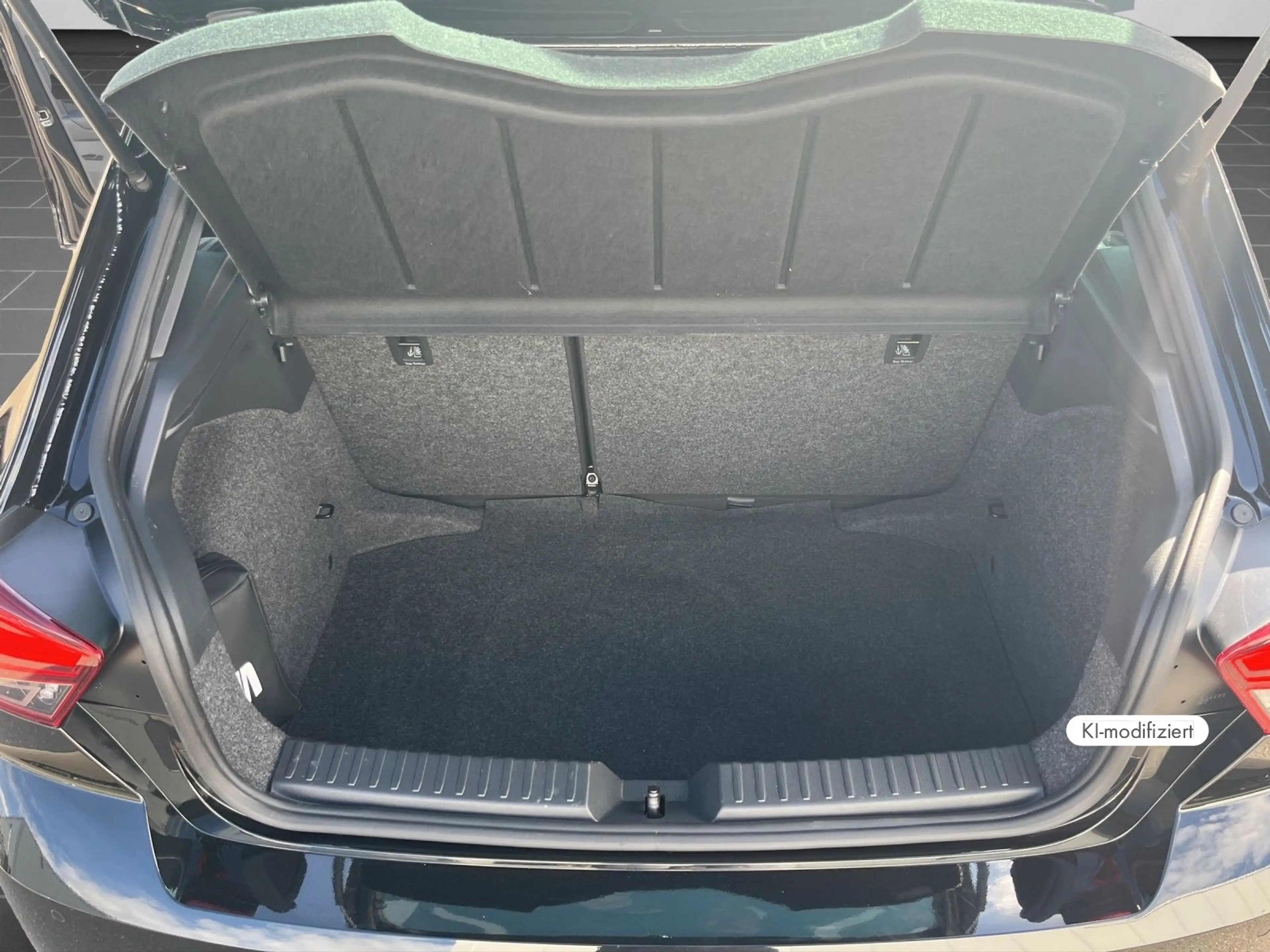 SEAT Ibiza FR 1.0 TSI — photo 15