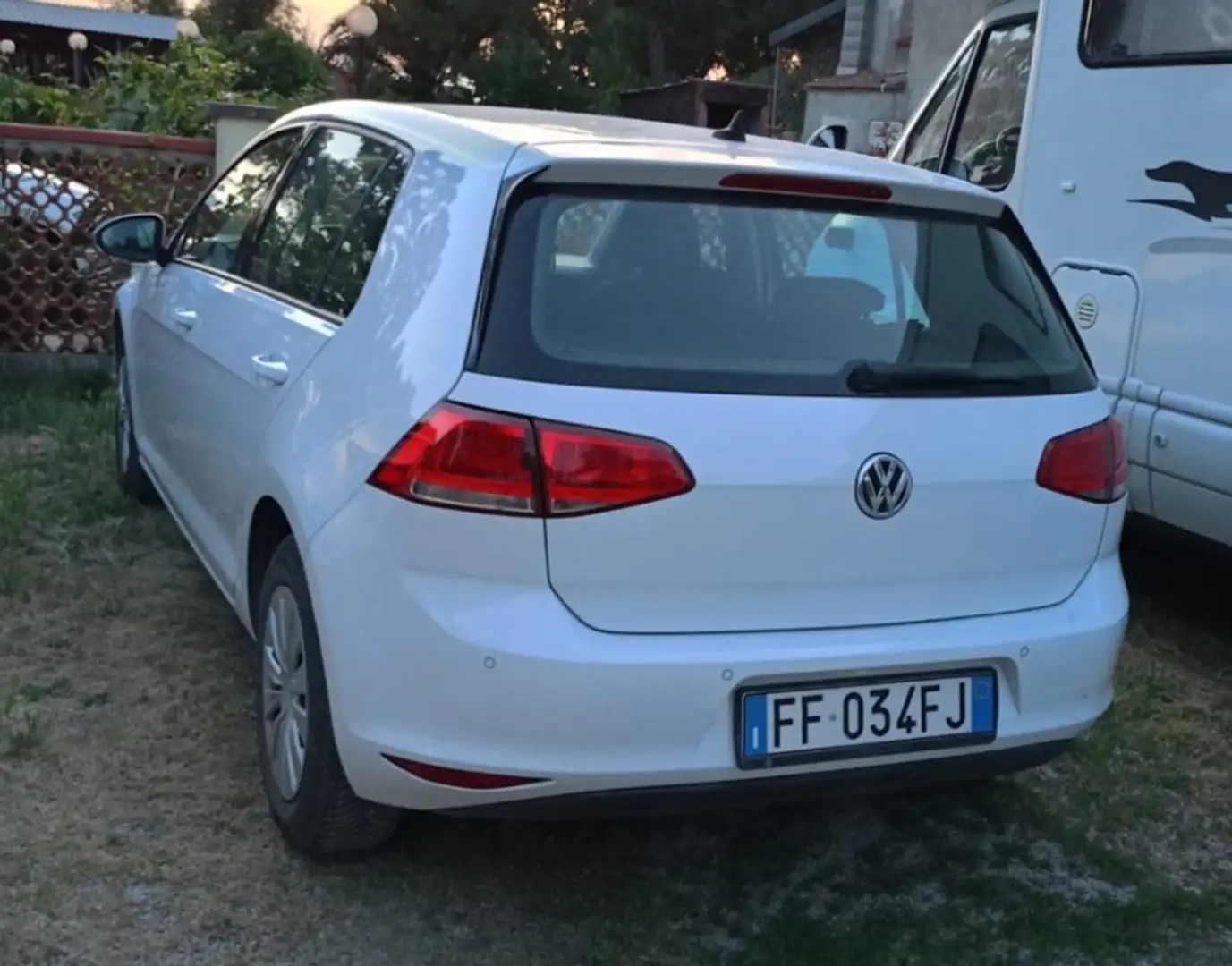 Volkswagen Golf Golf VII 2016 5p 1.6 tdi Trendline 90cv E6 Bianco - 1