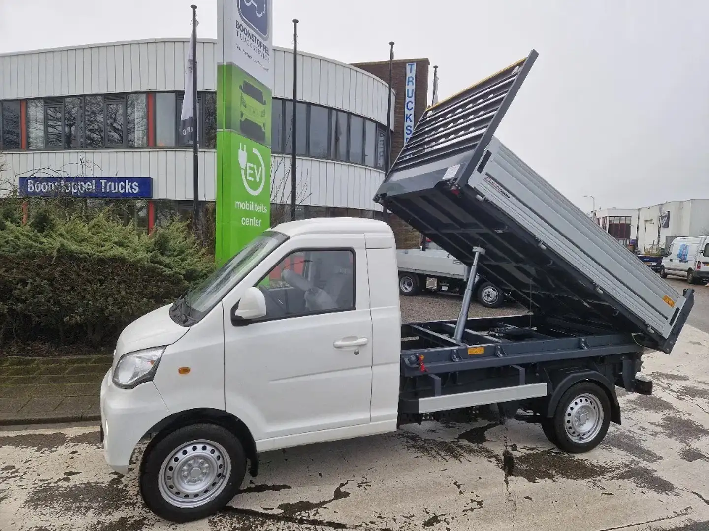 Cenntro Logistar 200 Logistar Elektrisch met 3 zijden kieplaadbak Elekt Alb - 2