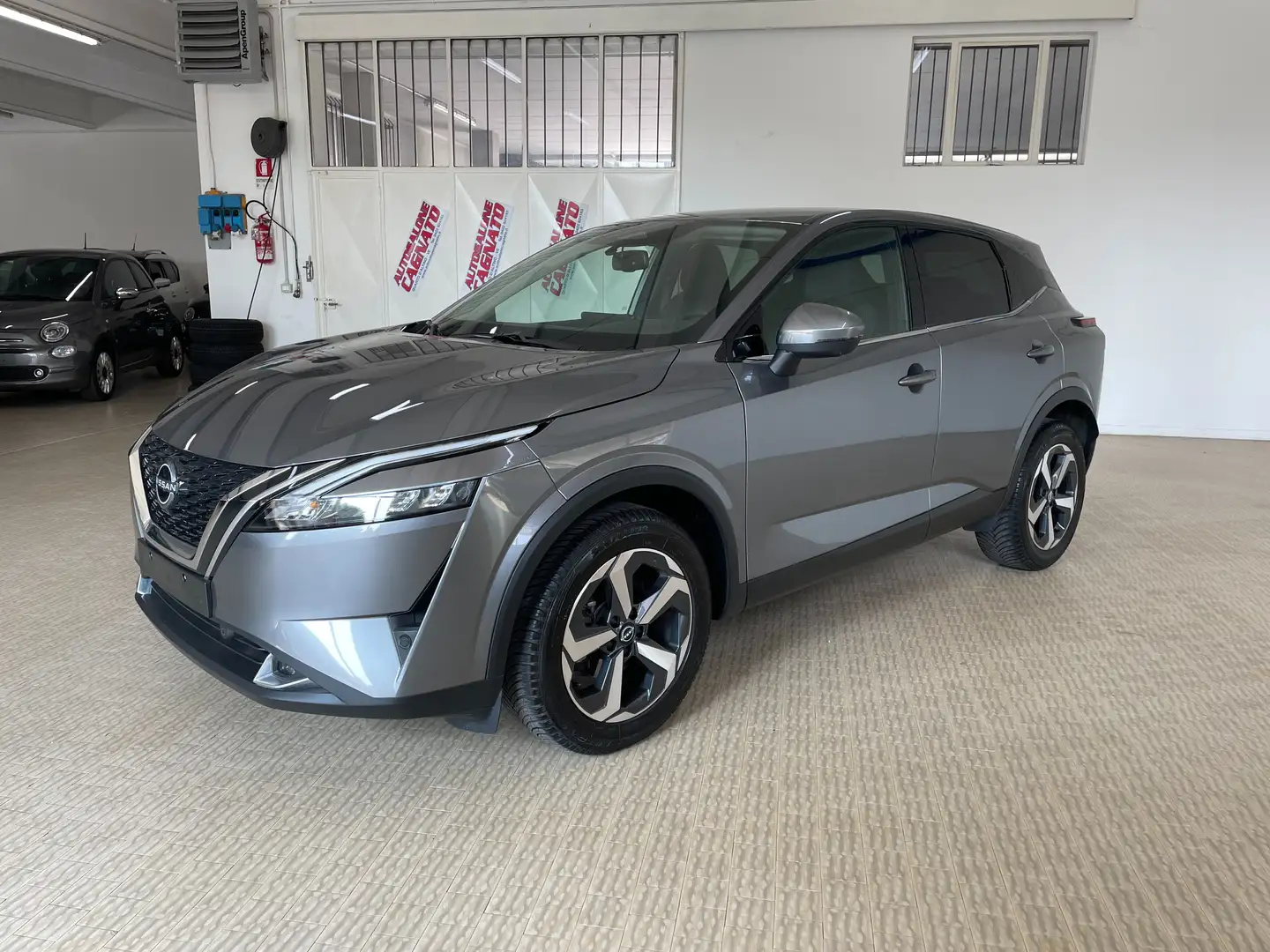 Nissan Qashqai 1.3 mhev N-Connecta 158cv xtronic 2024 Tetto Grigio - 2