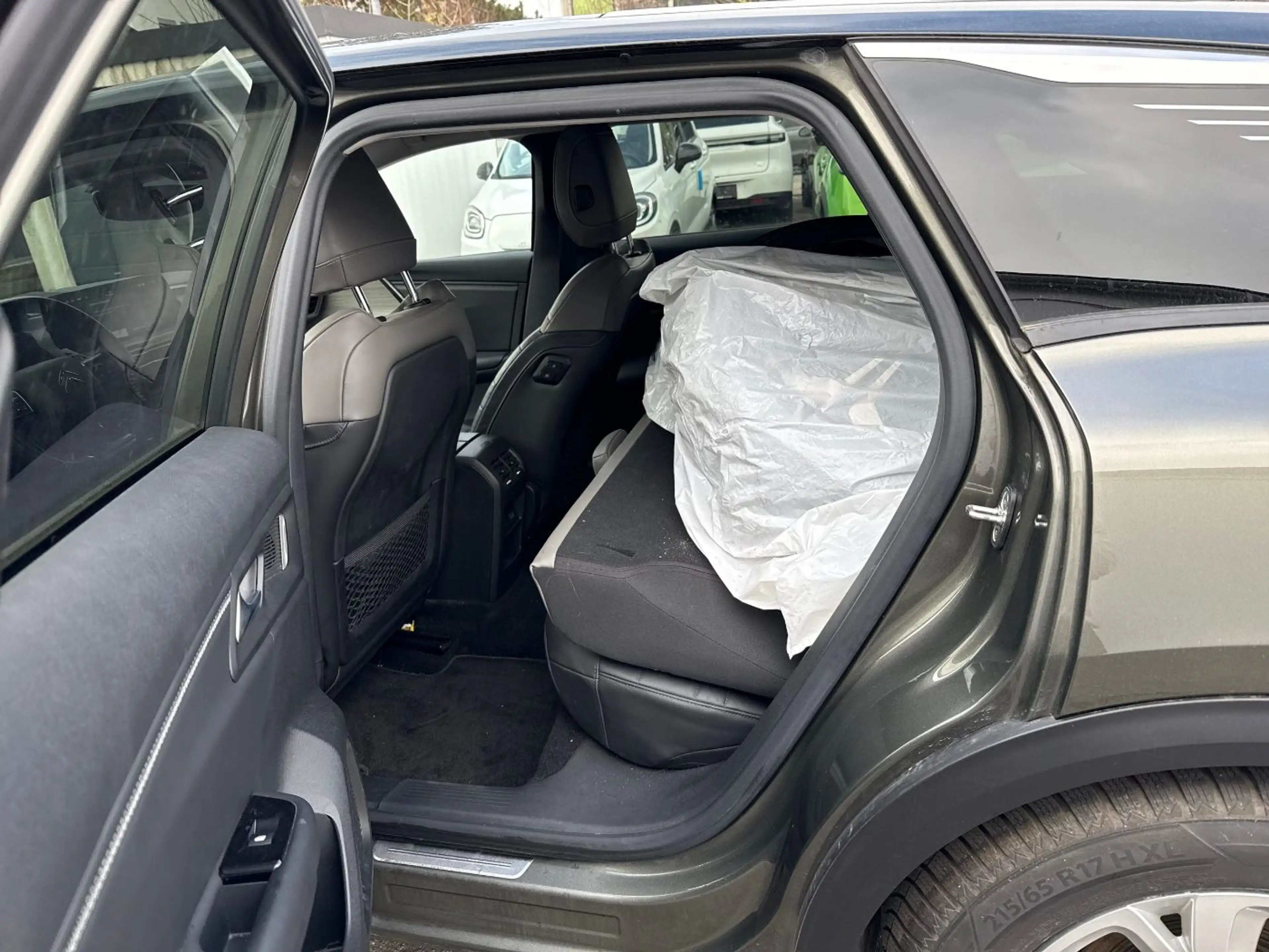 Citroen C5 X 1.6 225 S&S Shine Pack Navi+SD+SHZ+2xKlima — photo 11