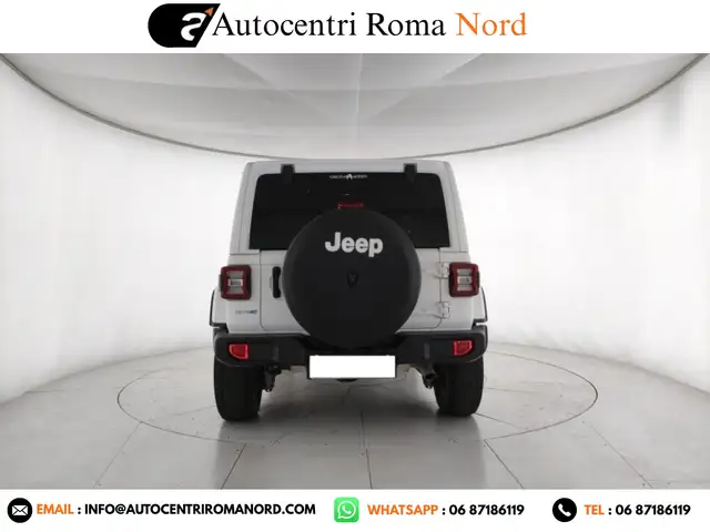 Jeep Wrangler view 4