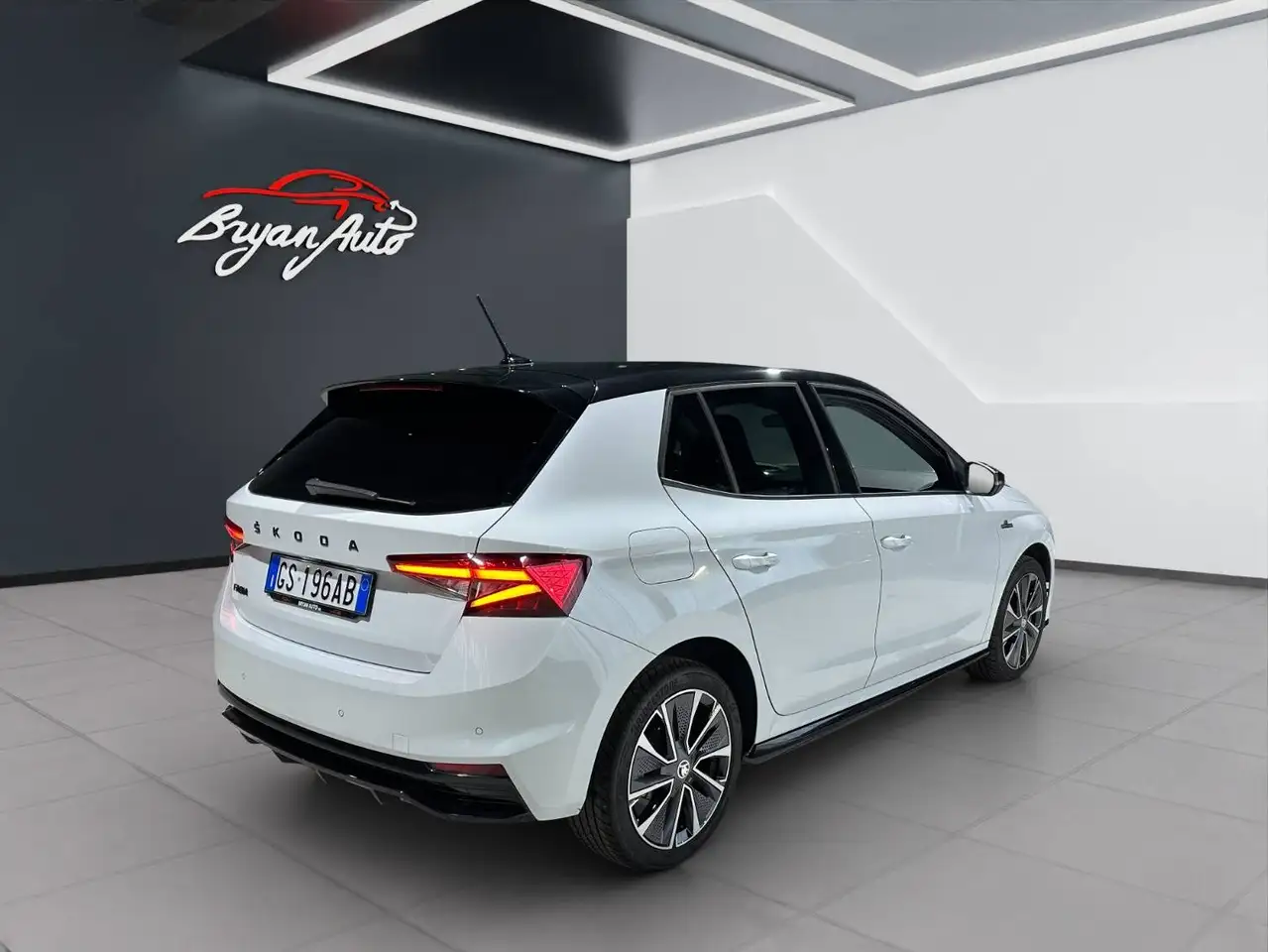 Skoda Fabia 1.0 mpi evo Monte Carlo 80cv, миниатюра 4