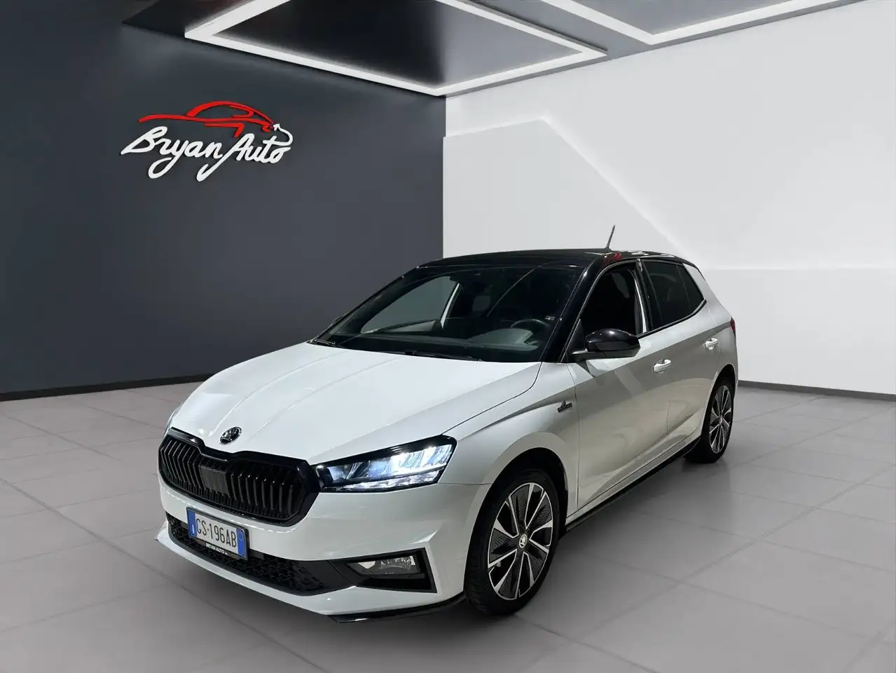 Skoda Fabia 1.0 mpi evo Monte Carlo 80cv, миниатюра 5