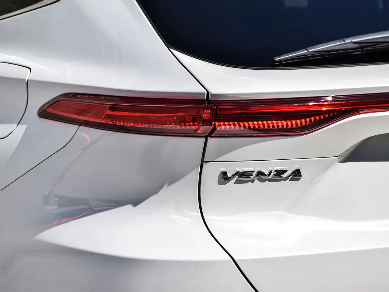 Toyota Venza снимка Toyota Venza