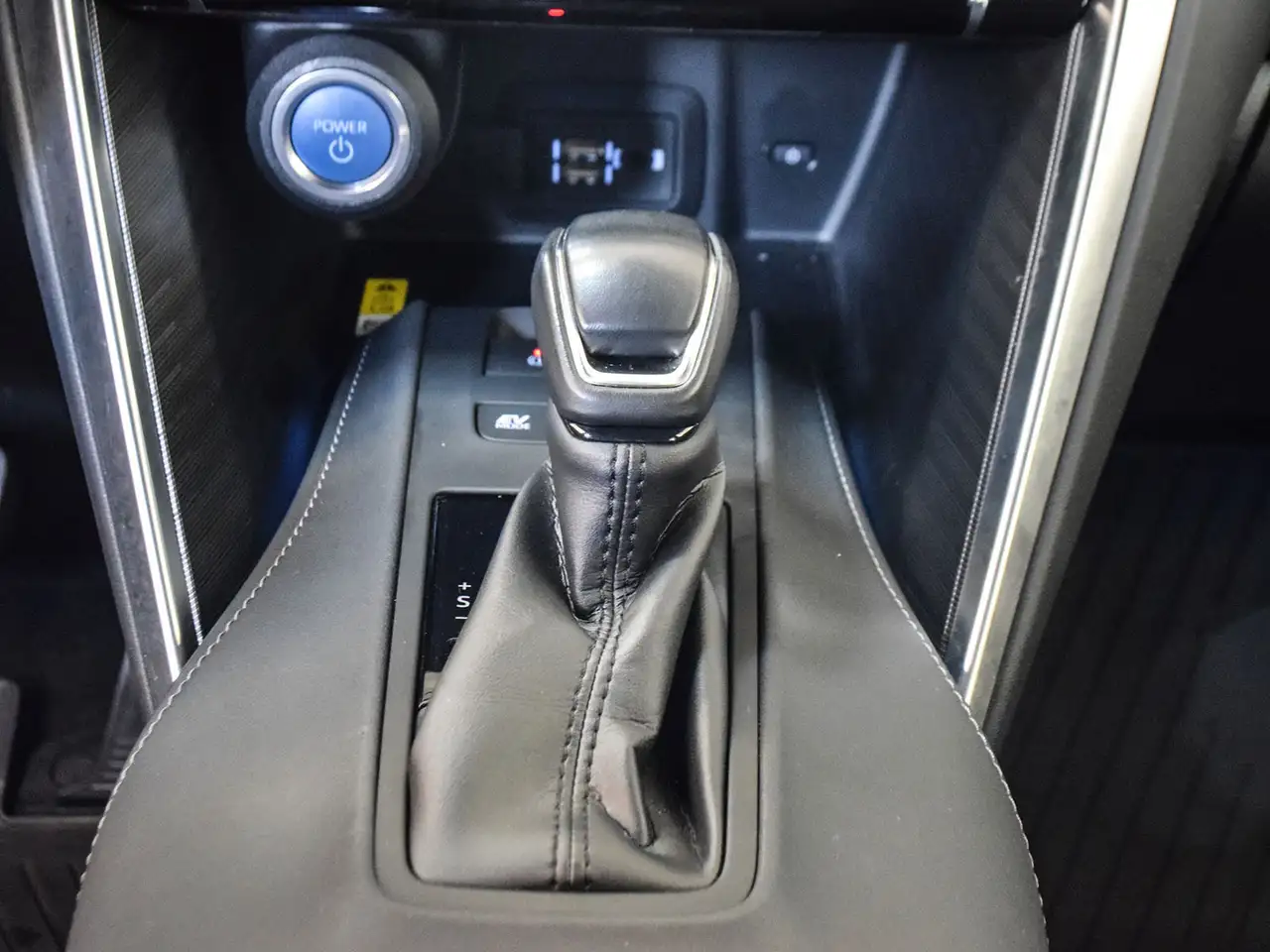 Toyota Venza снимка Toyota Venza