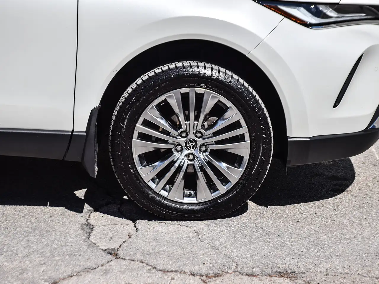 Toyota Venza снимка Toyota Venza