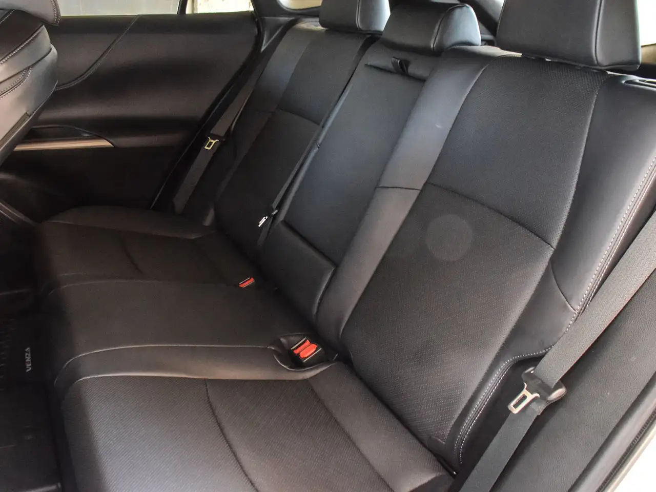 Toyota Venza снимка Toyota Venza