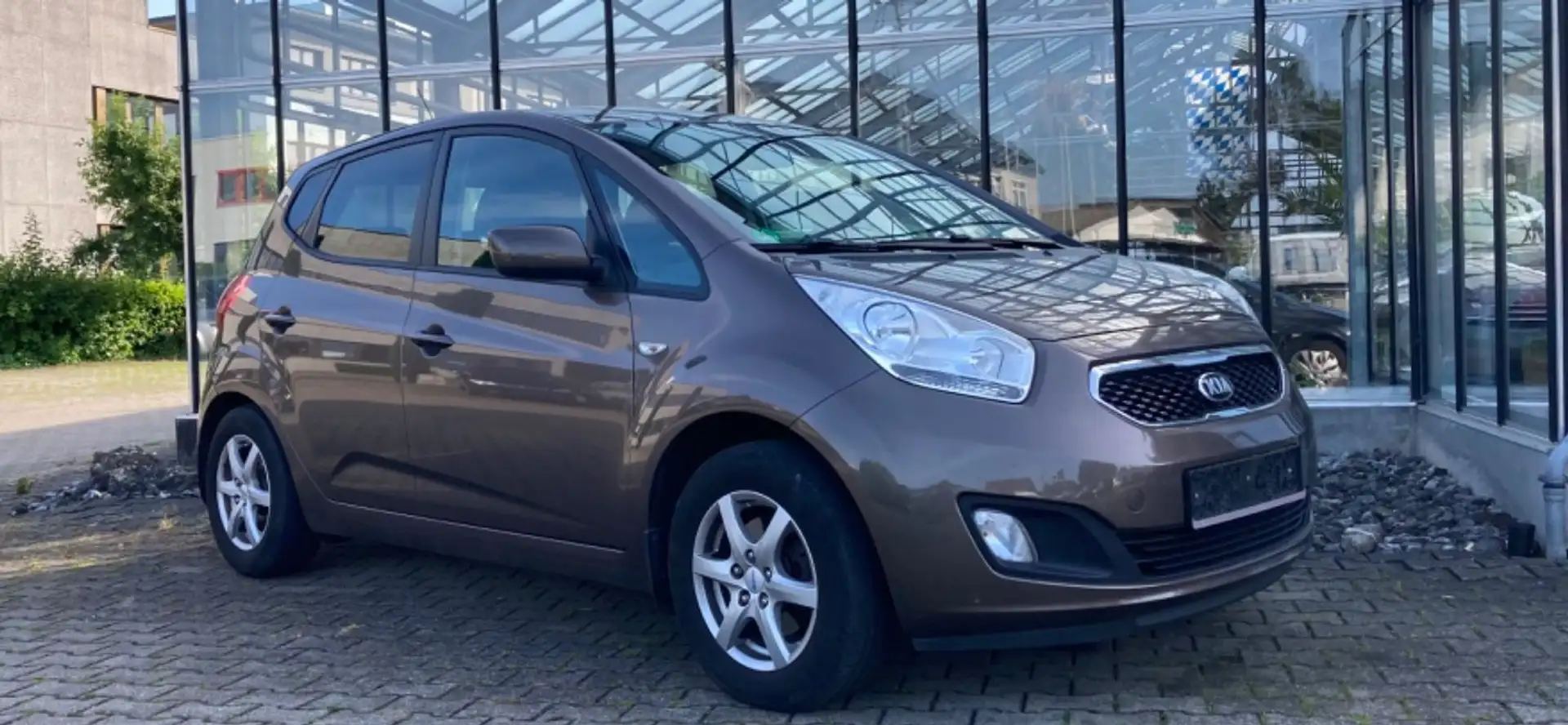 Kia Venga Klima Radio/CD Alufelgen TÜV AU neu AHK Béžová - 1