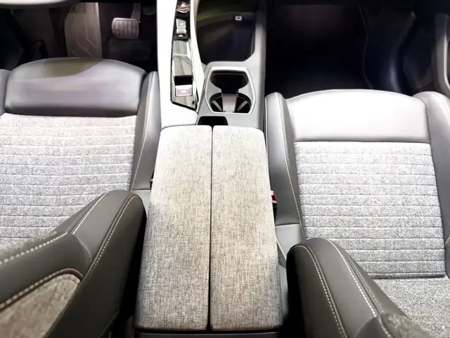 Peugeot 3008 view 14