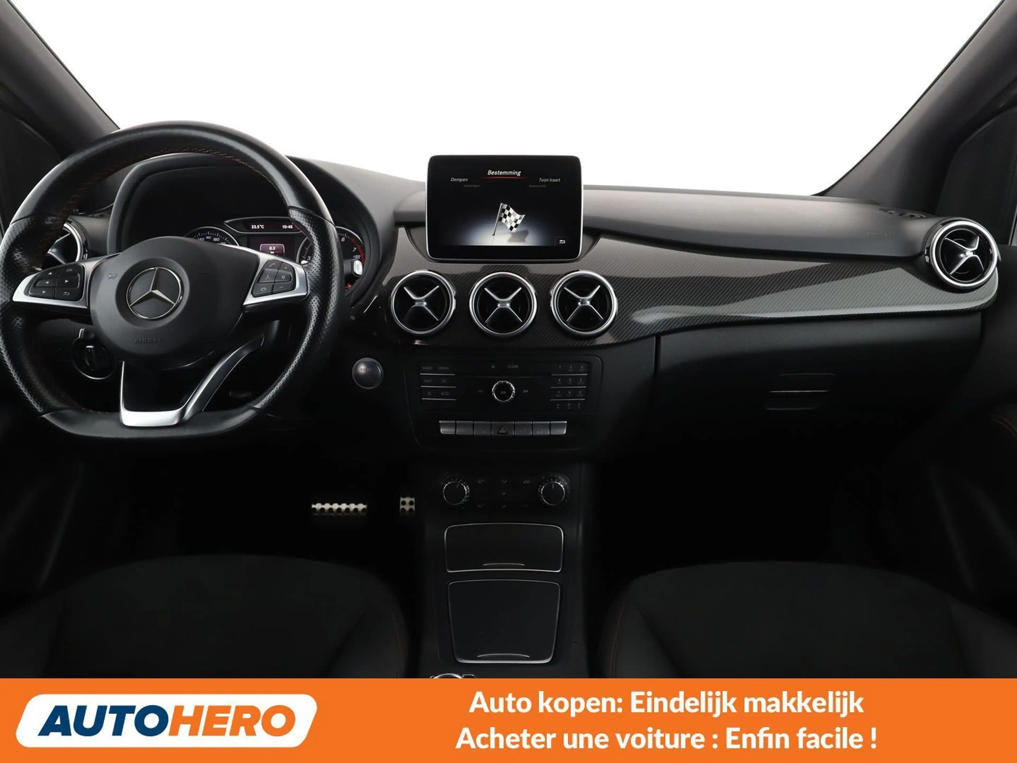 Mercedes-Benz B 220 B 220 4Matic AMG Line — photo 15