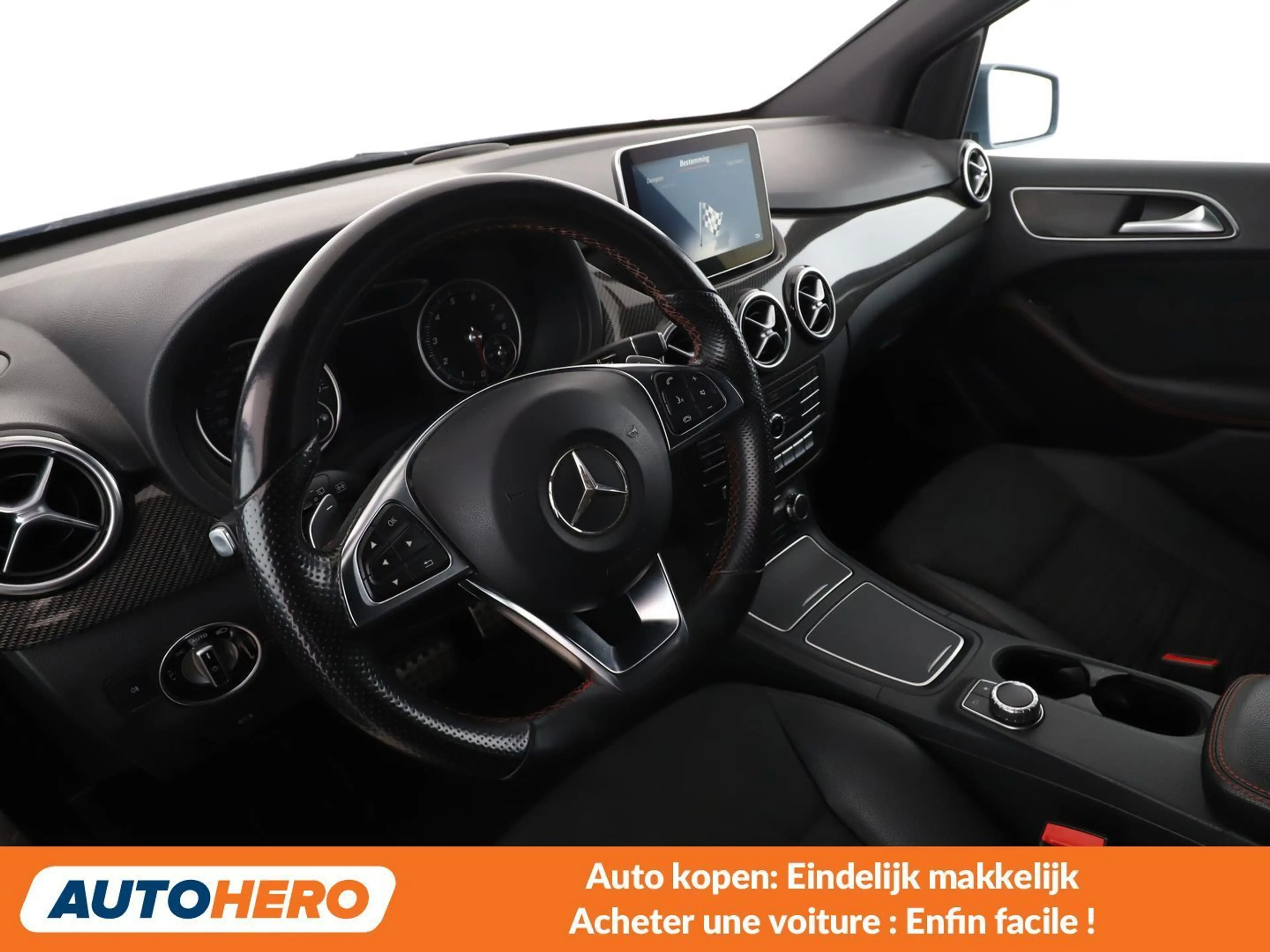 Mercedes-Benz B 220 B 220 4Matic AMG Line — photo 14