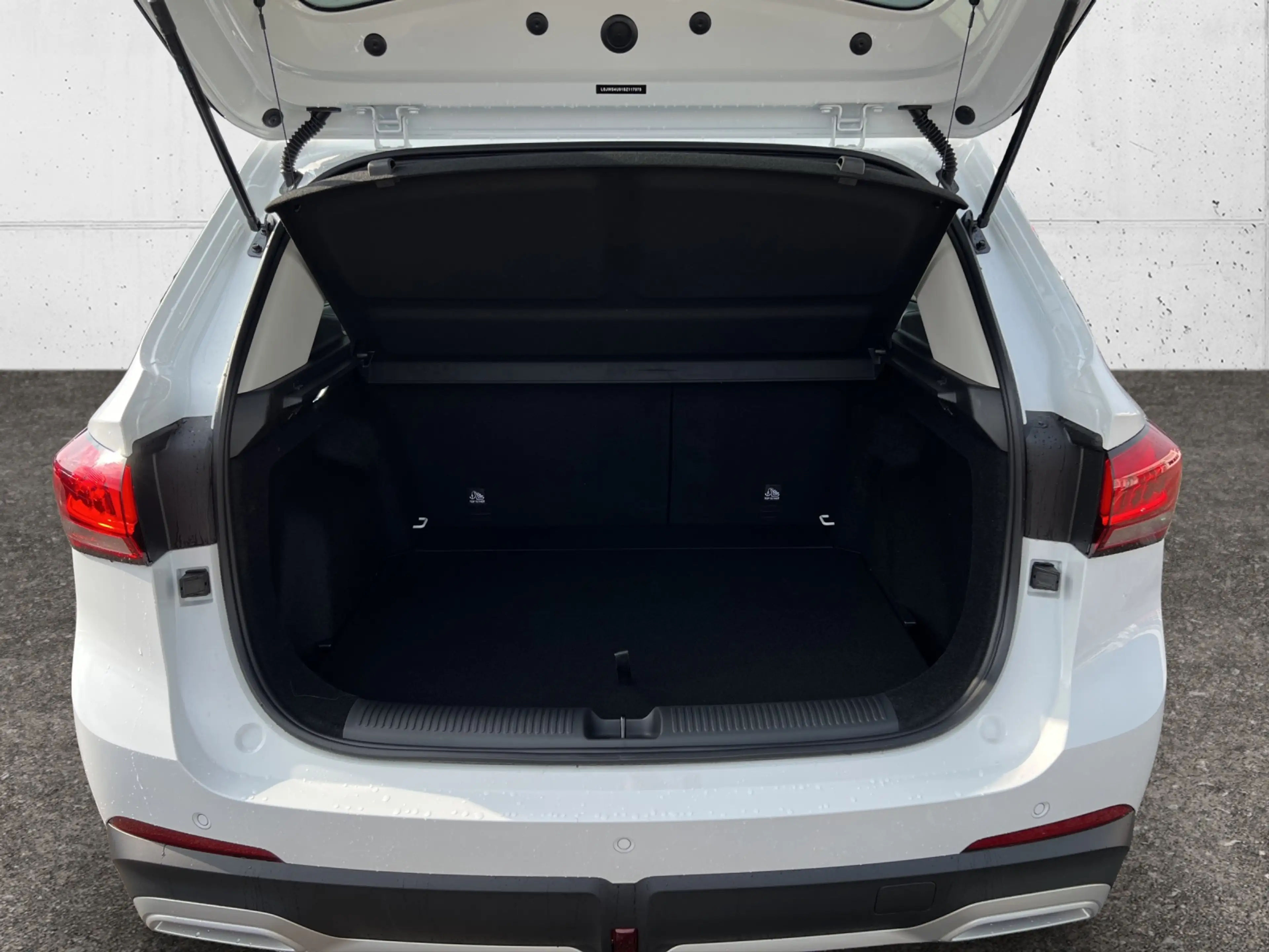 MG ZS Benzin+ Comfort FWD 5tg. — photo 4