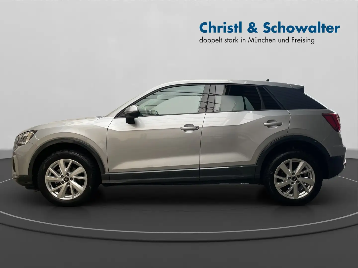 Audi Q2 35TFSI S tronic advanced MATRIX NAVI AHK SHZ Silber - 2