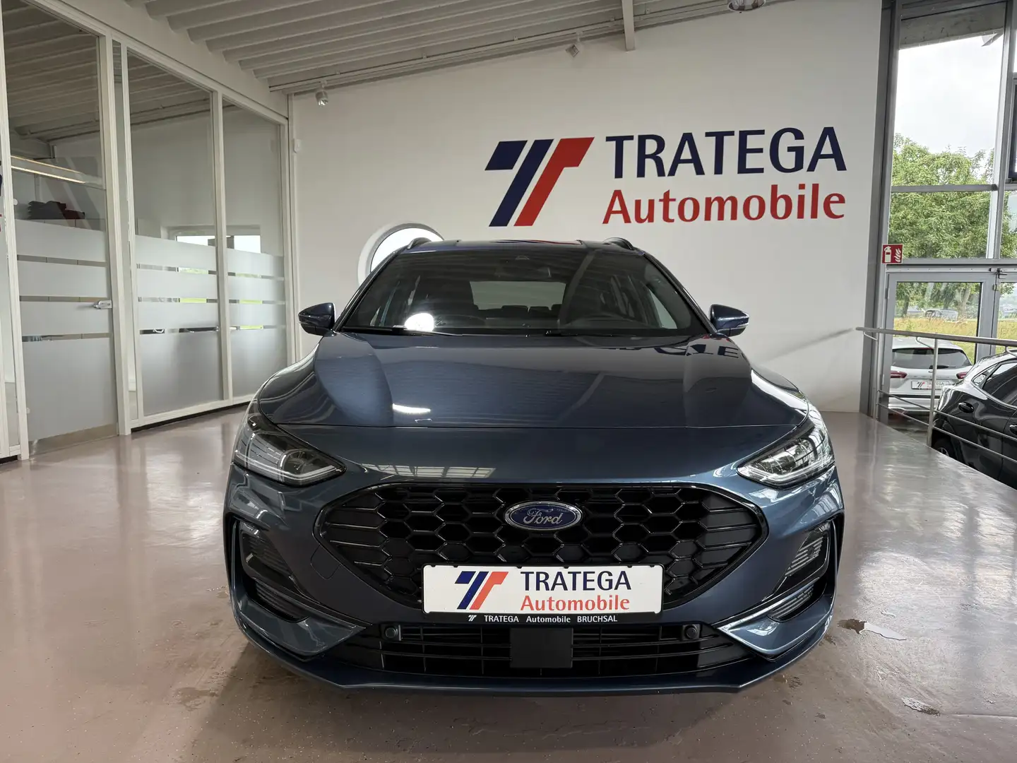 Ford Focus Turnier Ecoboost Hybrid ST-Line X HUD AHK Blau - 2