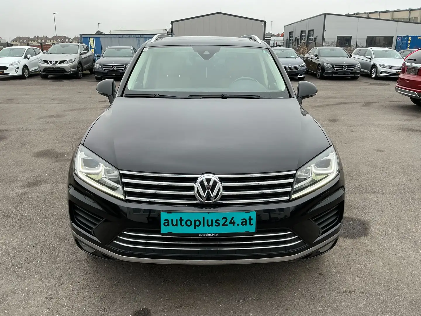 Volkswagen Touareg V6 TDI BMT 4Motion Aut. Schwarz - 2