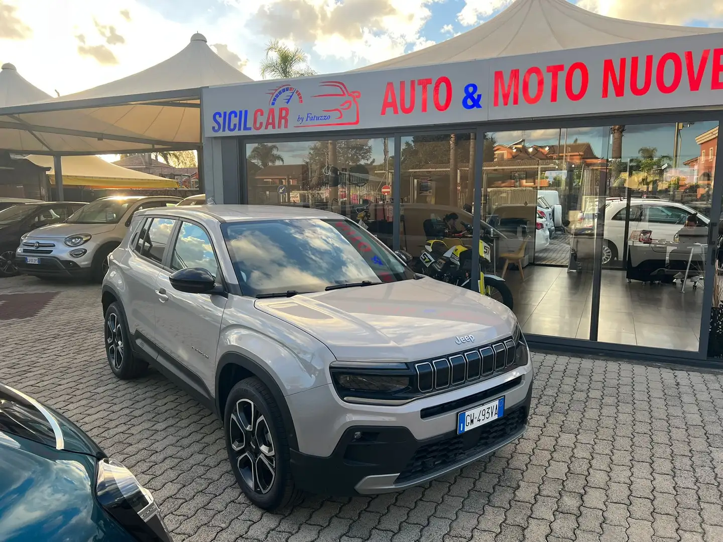 Jeep Avenger Avenger 1.2 turbo e-hybrid mhev Summit  110cv edct Beige - 1