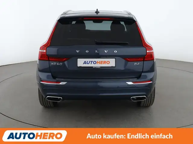 Volvo XC60 view 5