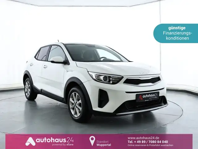 2023 Kia Stonic in White for sale