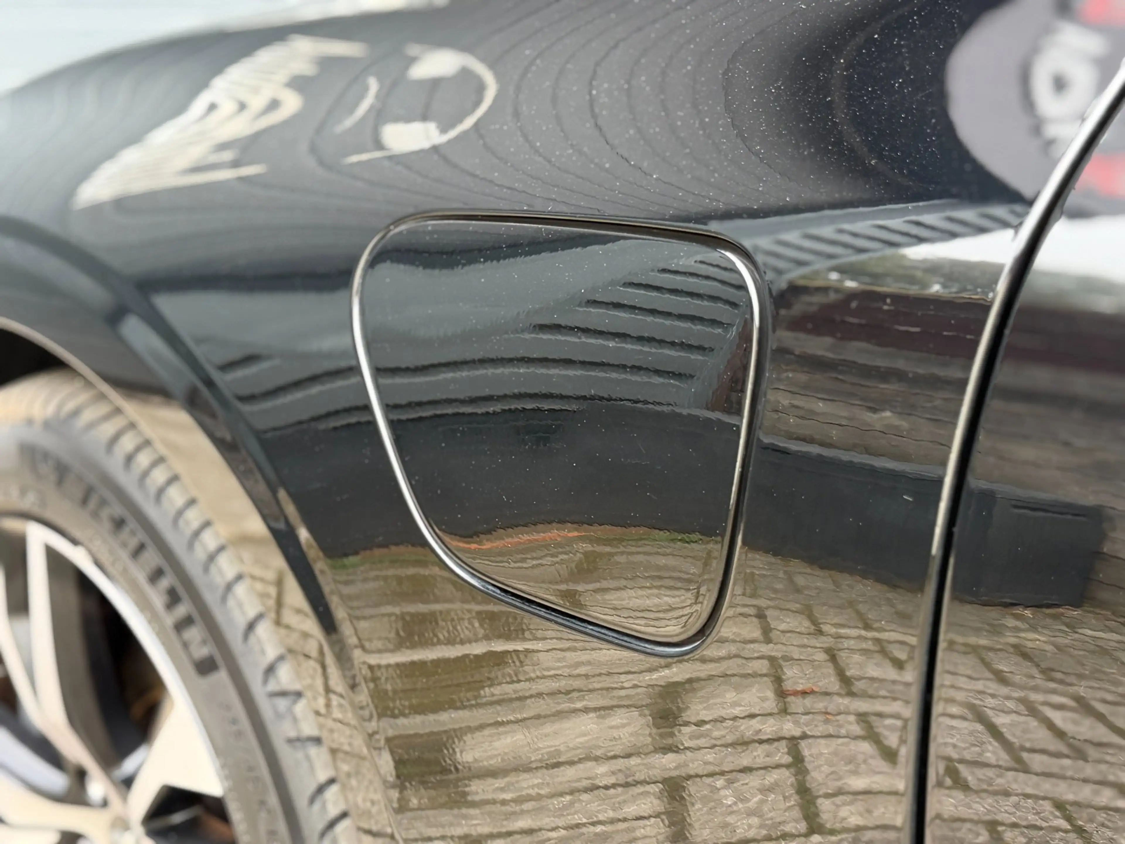 Volvo V60 2.0 T6 Recharge AWD R-Design | Pano | H&K | Camera — photo 18