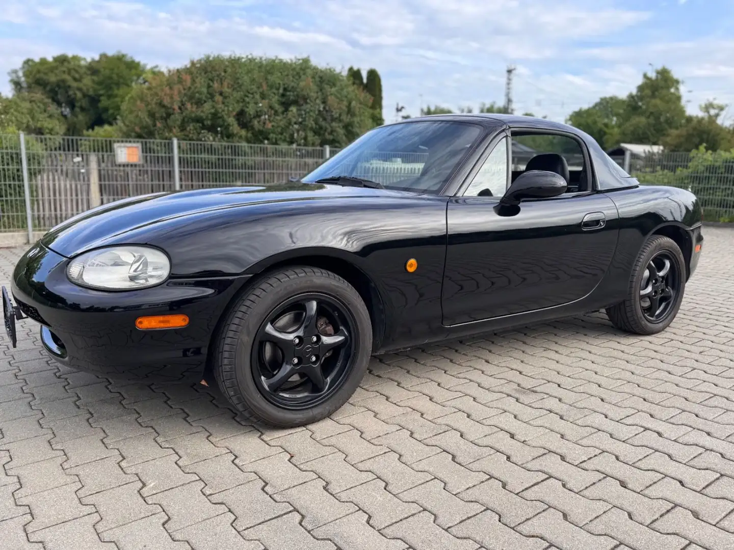 Mazda MX-5 1.6 Impulse ALU HARDTOP 1.HAND Czarny - 1