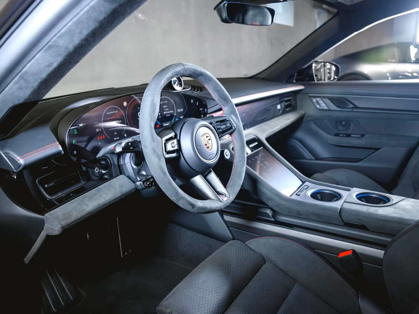 Porsche Taycan GTS Sport Turismo -  - Joinsteer - #5