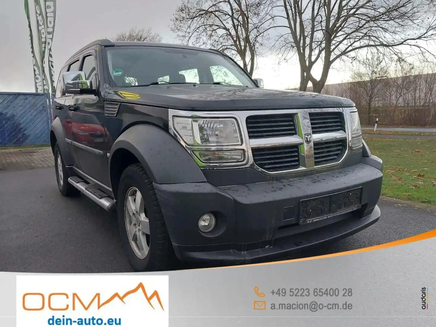 Dodge Nitro 2.8 CRD 4x4 Automatik Klima Tempomat Schwarz - 1