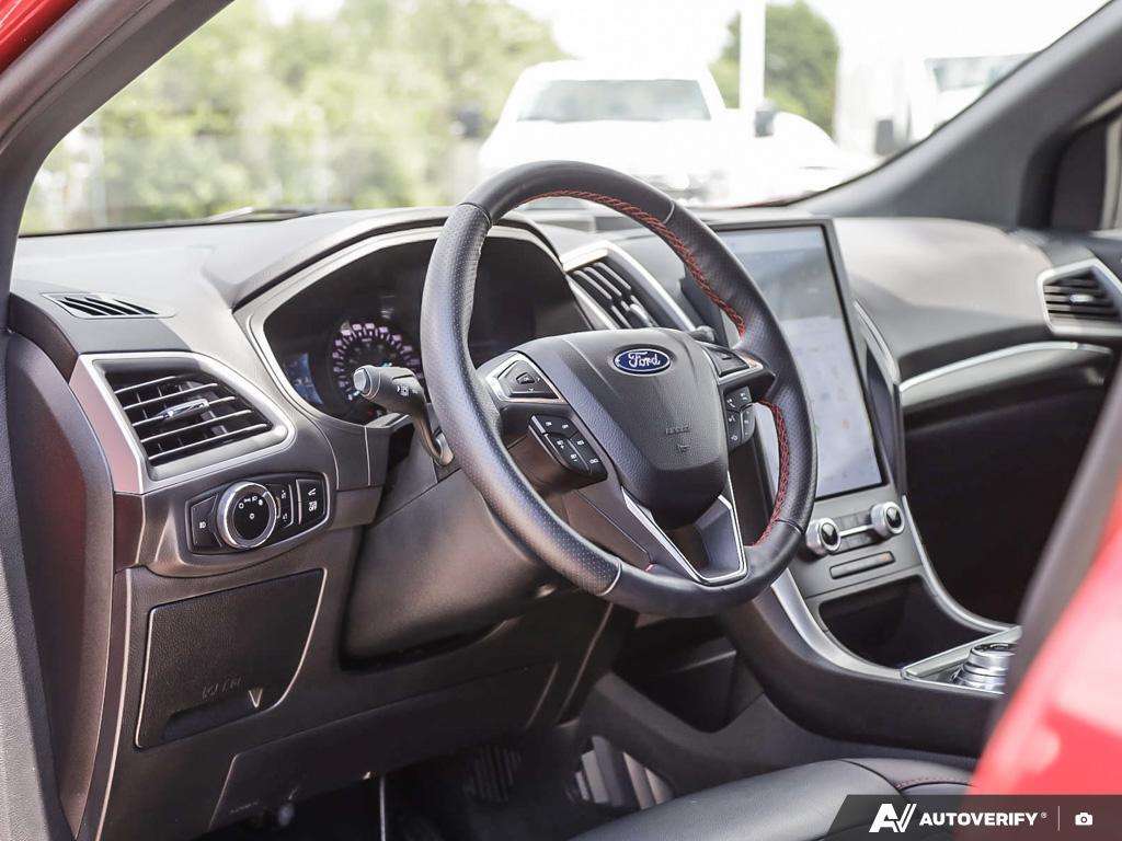 used 2024 Ford Edge car, priced at $31,300