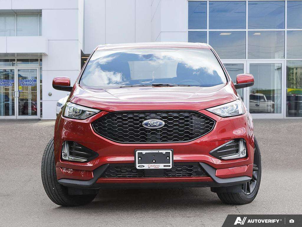 used 2024 Ford Edge car, priced at $31,300