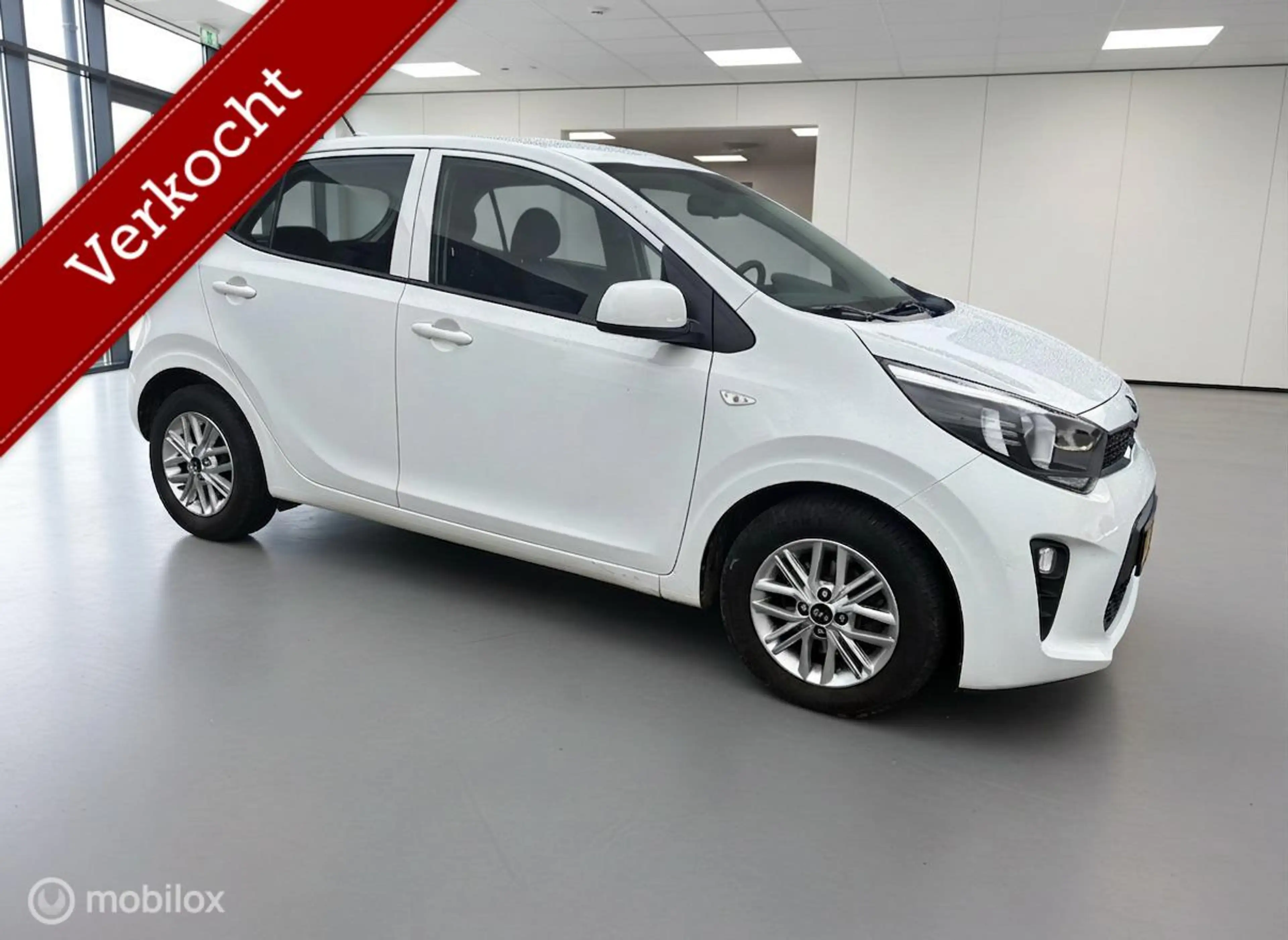 Kia Picanto 1.0 DPi DynamicLine | Camera | Navi | CarPlay | Cr — photo 11