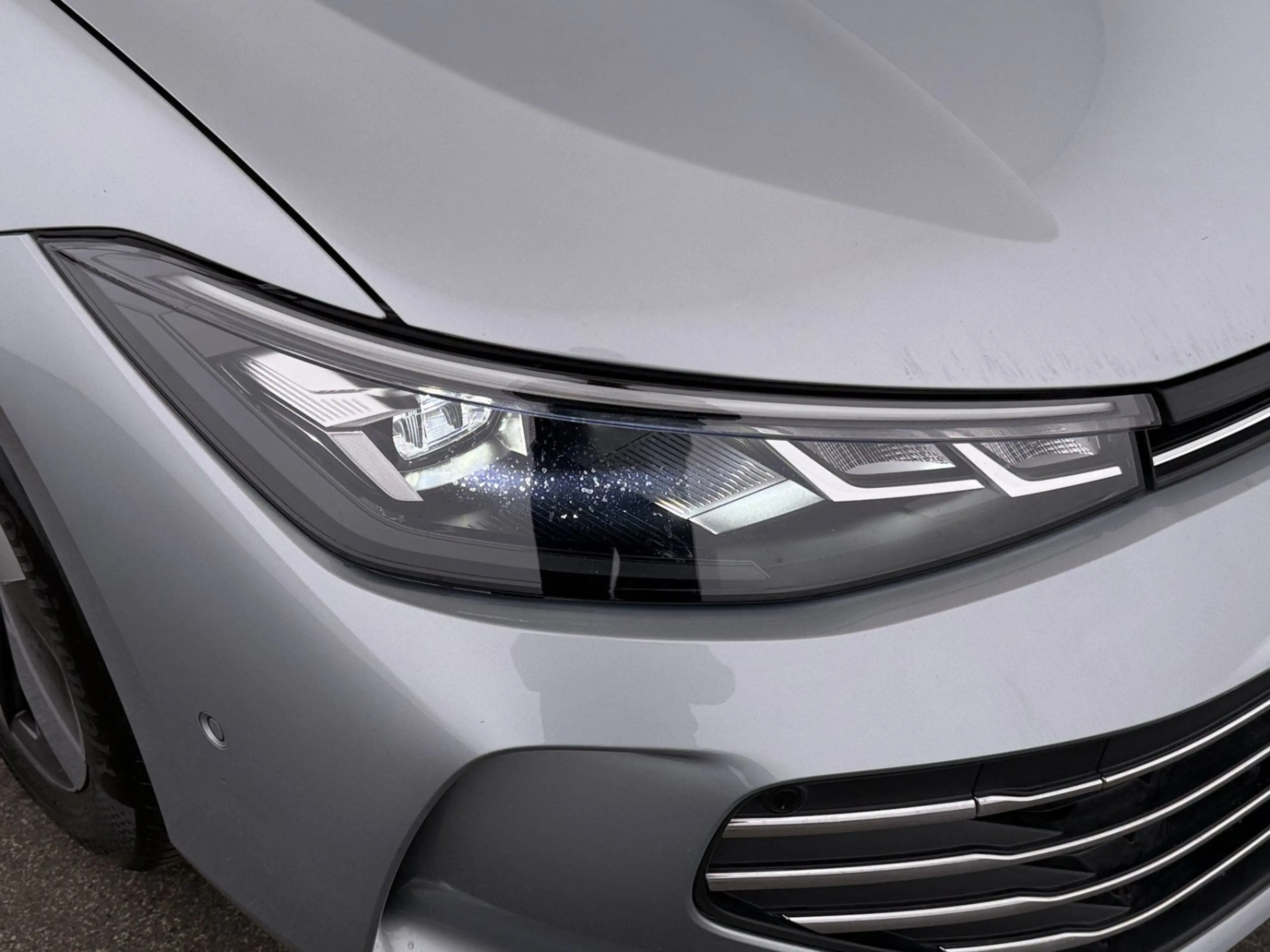 Volkswagen Passat Variant 2.0 TDI Business Aut LED 360-CAM — photo 13
