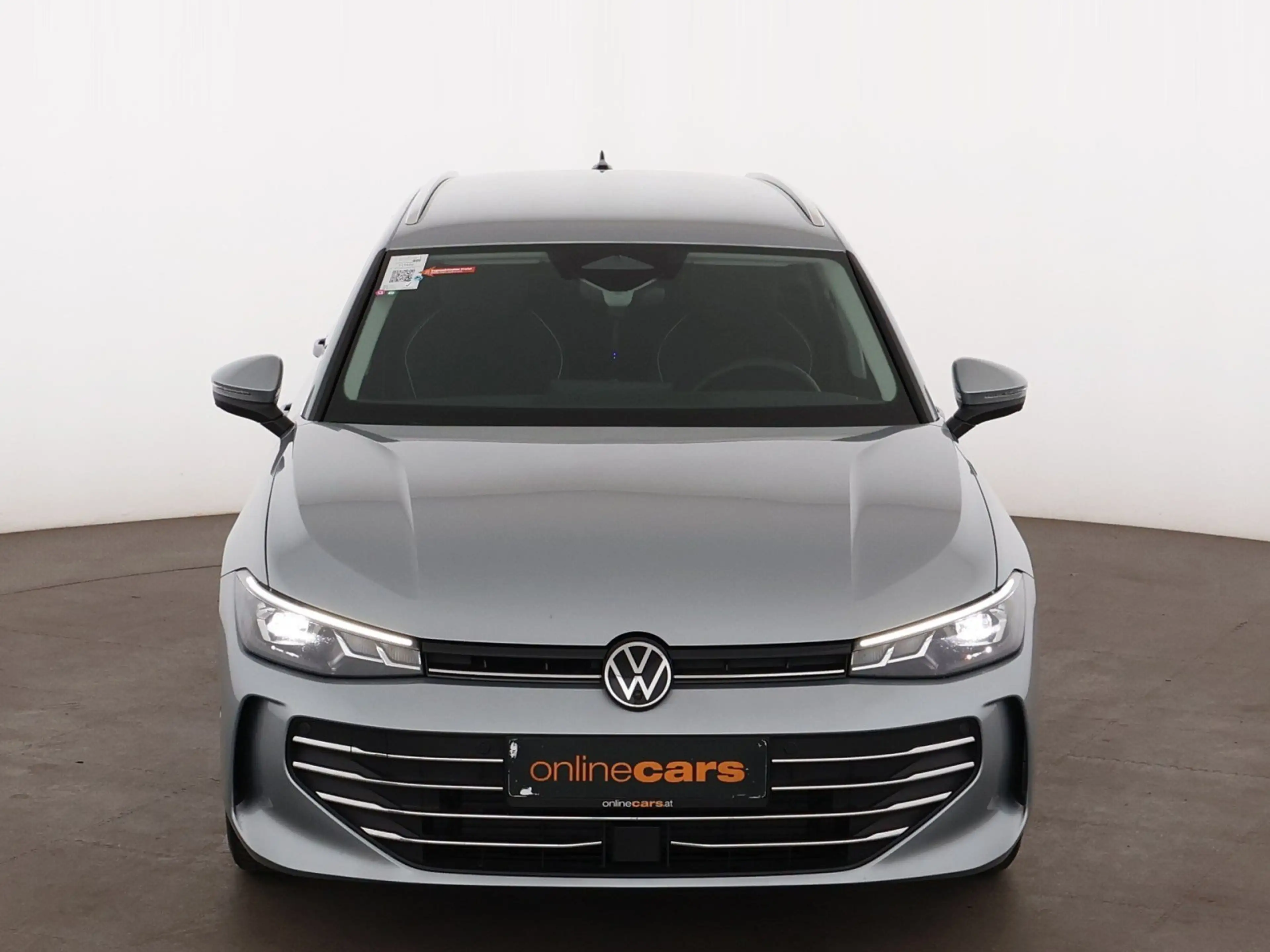 Volkswagen Passat Variant 2.0 TDI Business Aut LED 360-CAM — photo 4