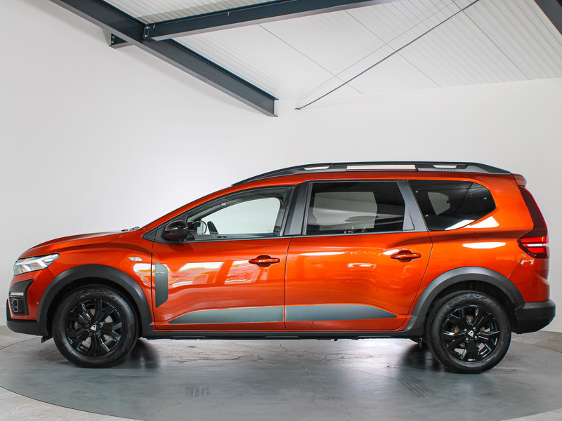 Dacia Jogger 1.0 TCe Extreme, 7-Persoons, Camera, Navigatie, Bl — photo 9