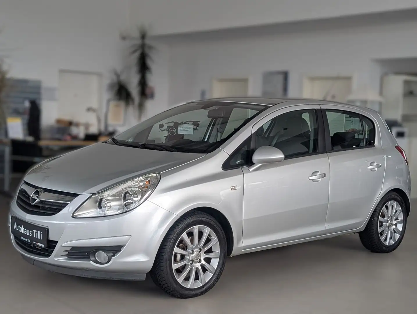 Opel Corsa D 1.4 Cosmo /Alu /Klimaaut./Tempomat Silber - 1