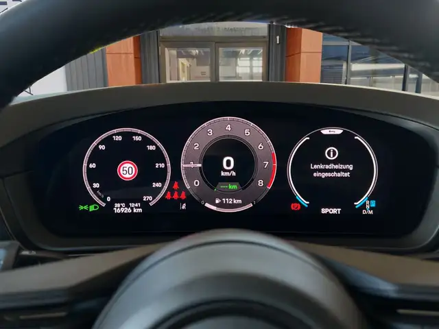 Porsche Cayenne view 10