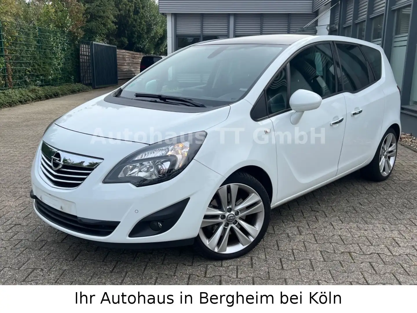 Opel Meriva 1.4 INNOVATION°Panorama°Navi°PDC°SHZ+LHZ° Weiß - 1