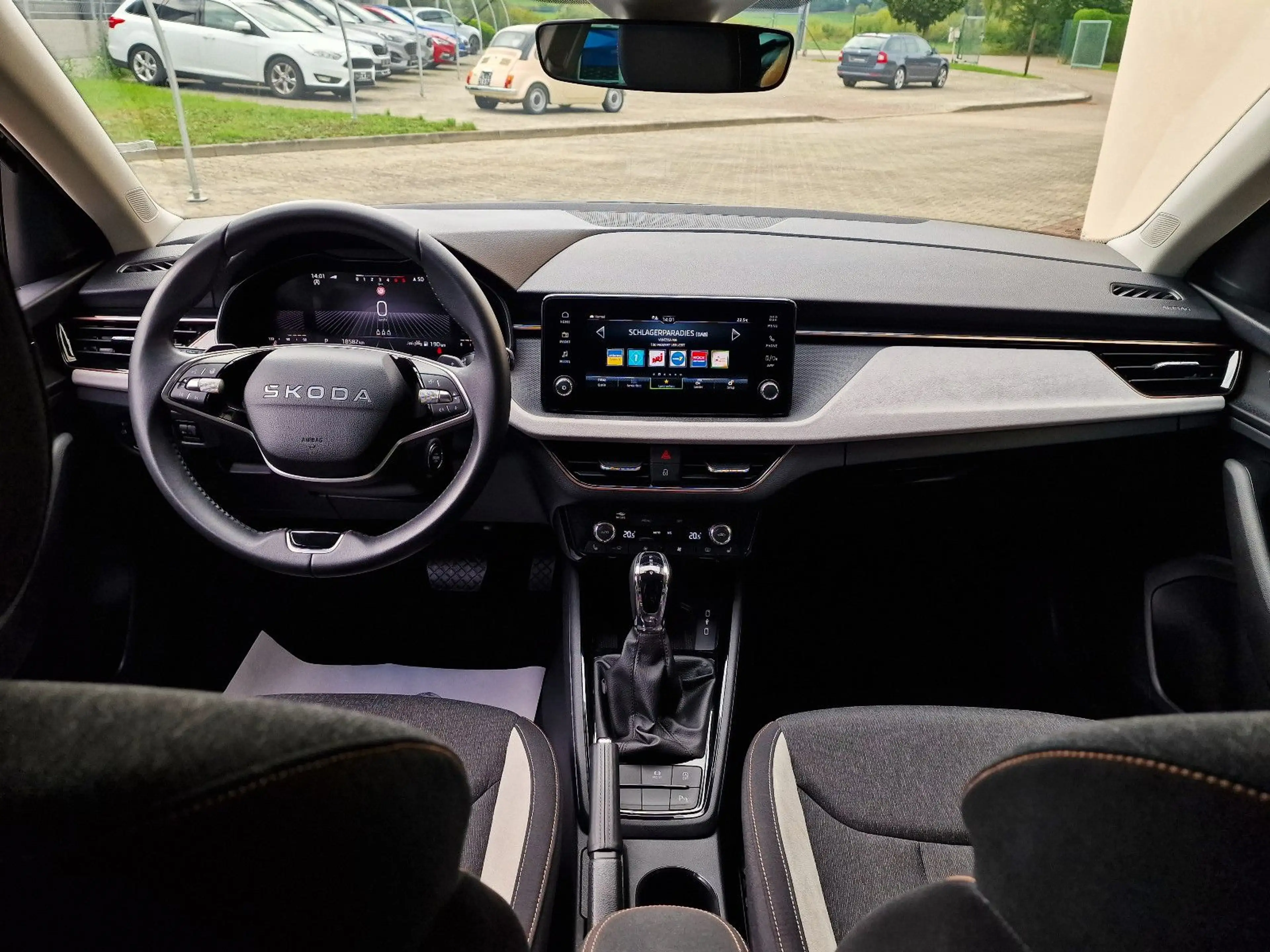 Skoda Scala II Top Selection DSG 5J-GAR KAMERA LED SHZ — photo 11