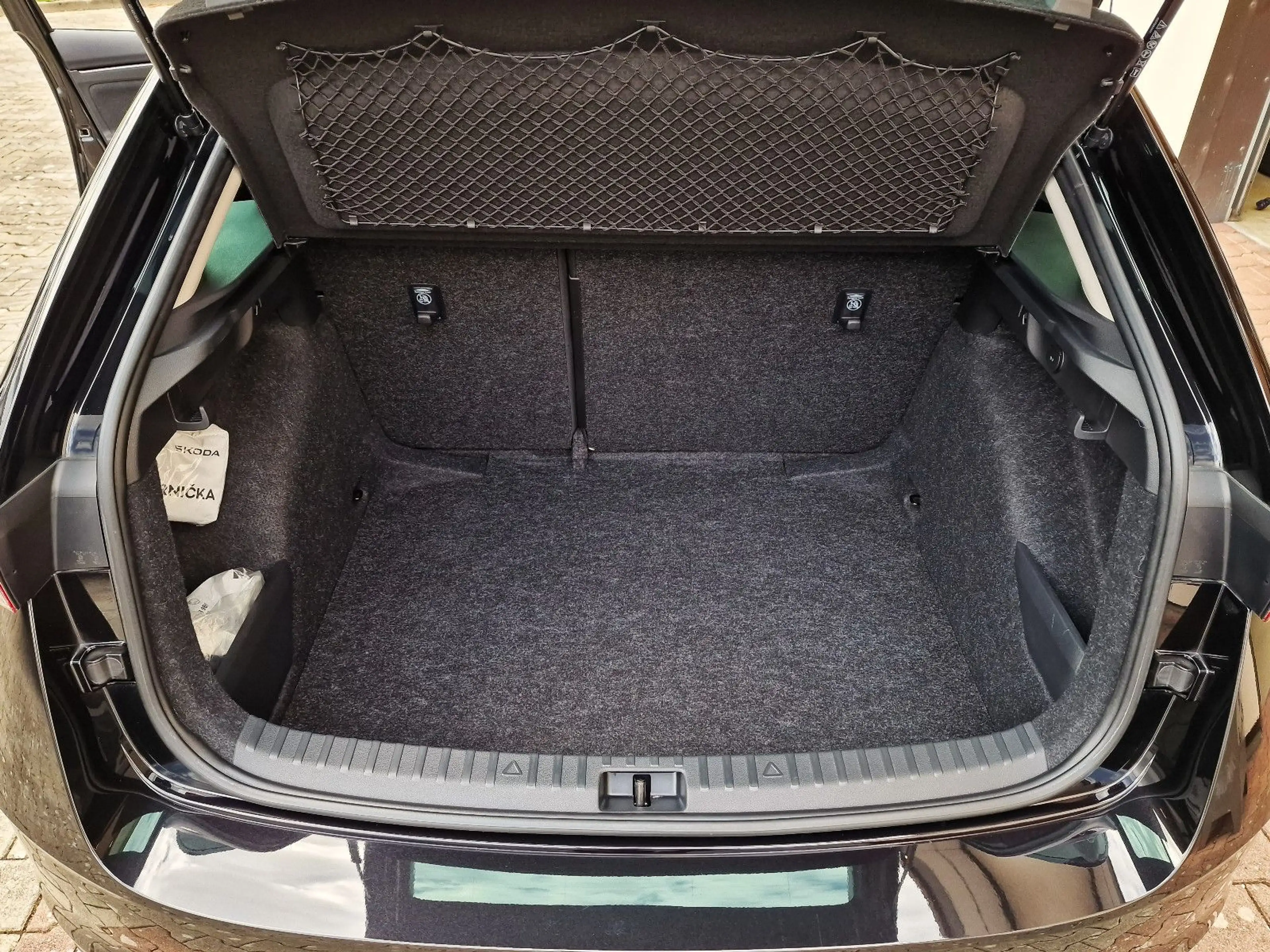 Skoda Scala II Top Selection DSG 5J-GAR KAMERA LED SHZ — photo 13