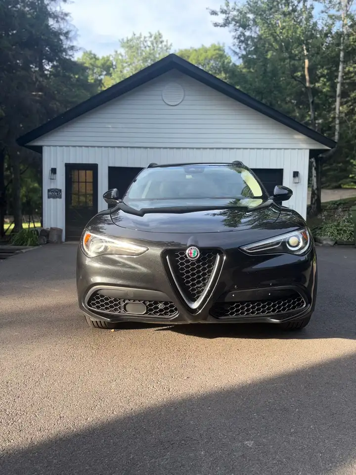  Romeo Stelvio