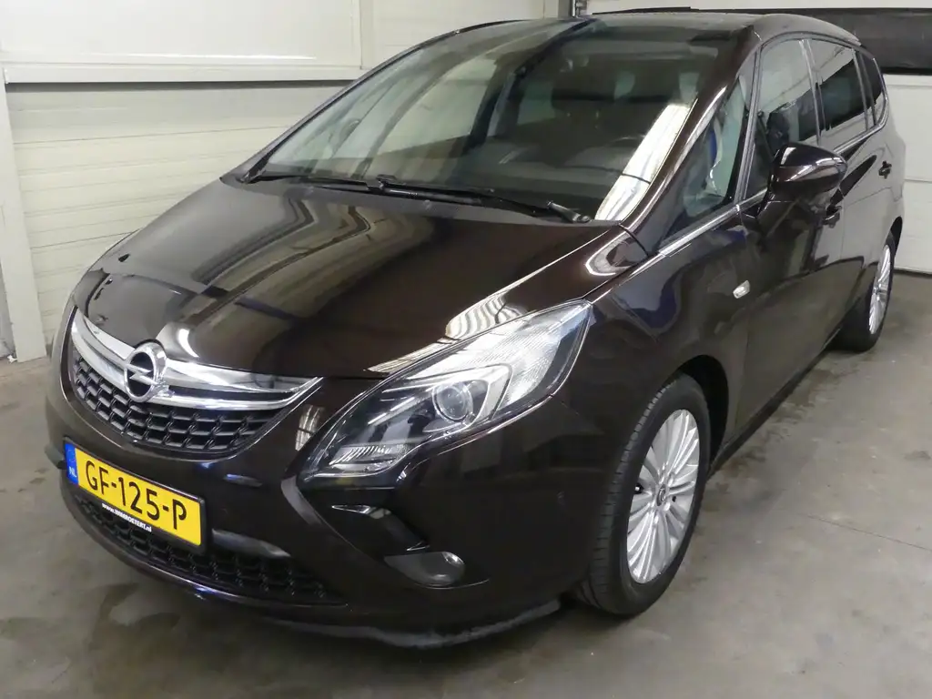 Opel Zafira Tourer 2015 из Европы — купить под ключ