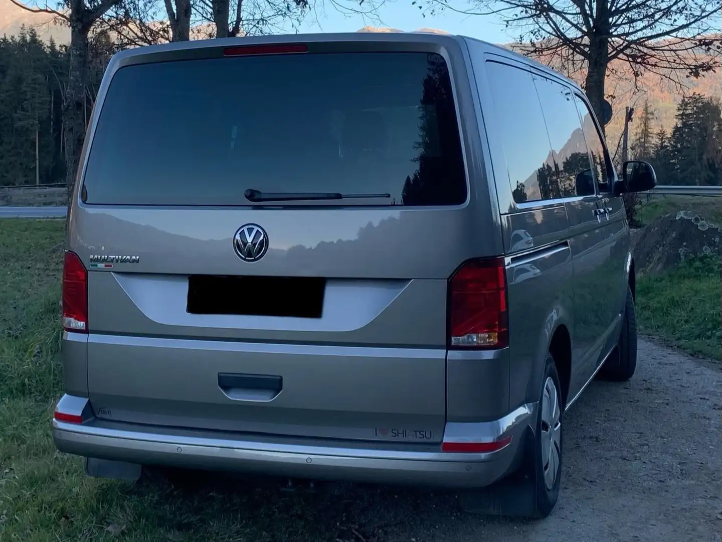 Volkswagen T6 Multivan Multivan Trendline 2,0 TDI DSG Trendline Beige - 2