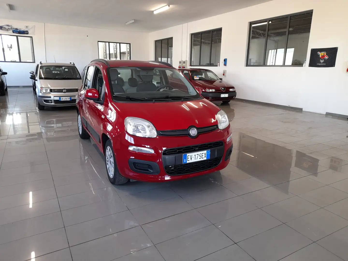 Fiat Panda Panda III 2012 1.2 Lounge 69cv Rosso - 1