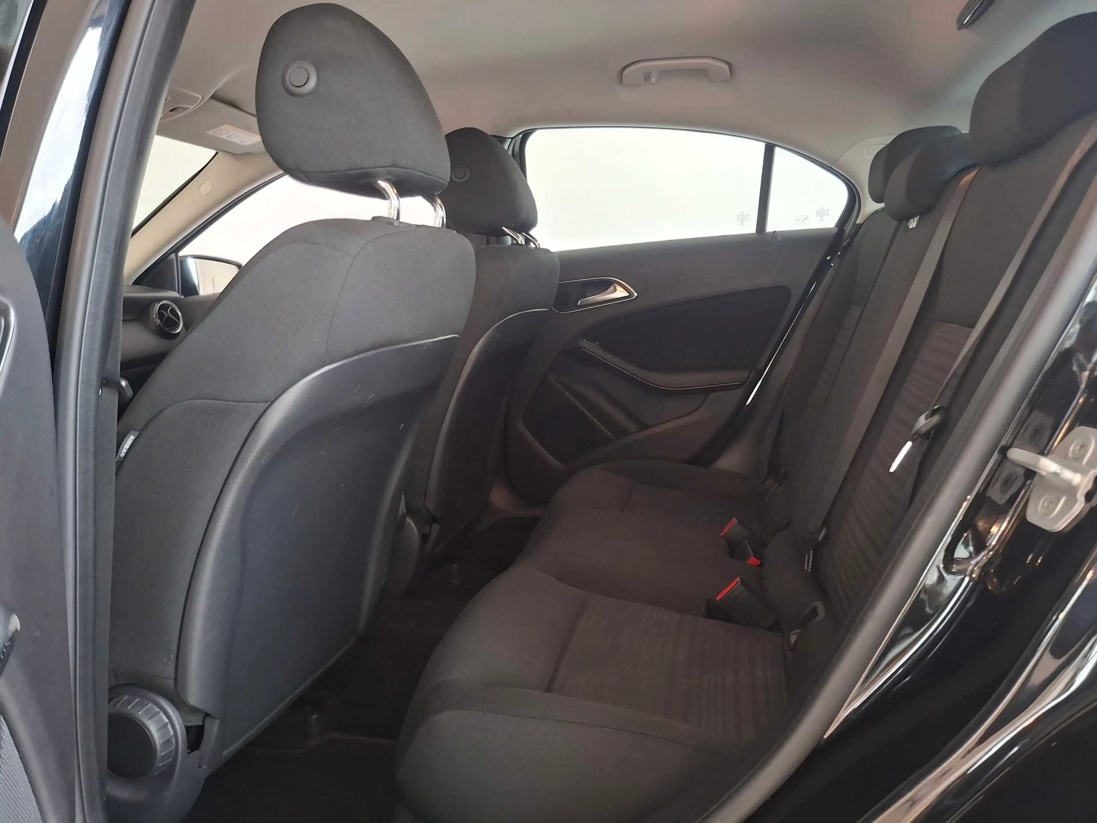 Mercedes-Benz A 180 Ambition NAVI PDC LMV — photo 8